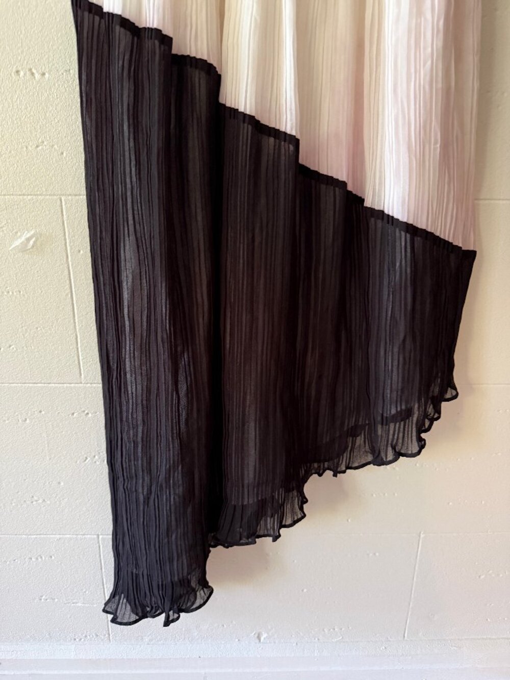 Joie | NWT Accordian Pleat Sleeveless Asymmetrical Formal Summer Dress | Medium - Picture 5 of 10